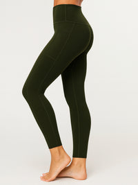 Aeraflex High-Rise 7/8 Length Leggings with a 25