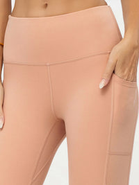 Aeraflex High-Rise 7/8 Length Leggings with a 25