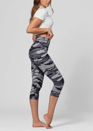 Chloe Ultra Soft 3" High Waist Capri Leggings - In Plain Sight