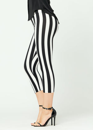 Chloe Ultra Soft 3" High Waist Capri Leggings - Beetlejuice